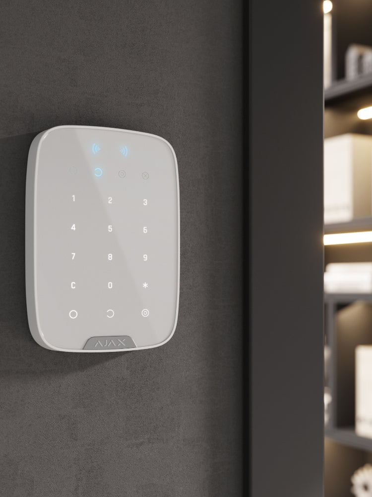Ajax KeyPad Plus - Svart